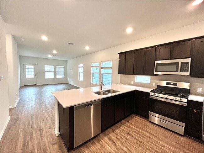 Photo - 1340 Weatherford Ln