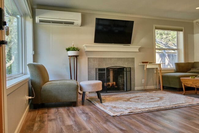 Photo - 9734 Dibble Ave NW