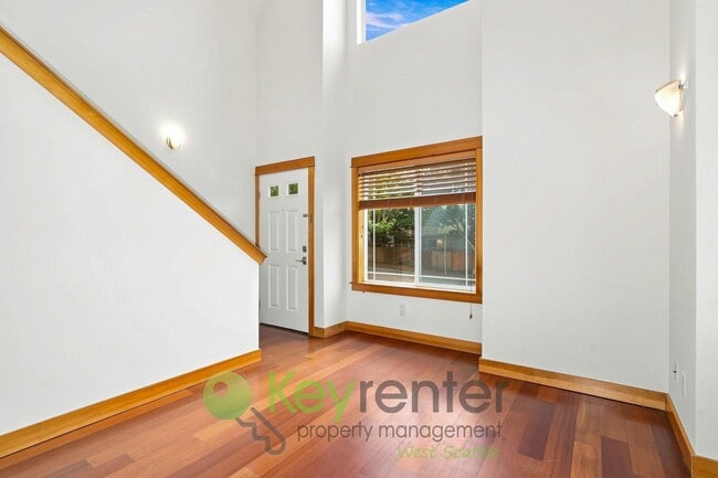 Photo - 9219 Stone Ave N