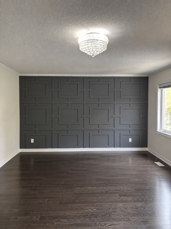 Photo - 225 River Forks Ln