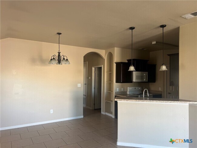 Photo - 1206 Loyal Ln