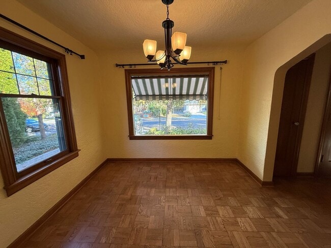 Photo - Now renting 3 bedroom House, visit our web...