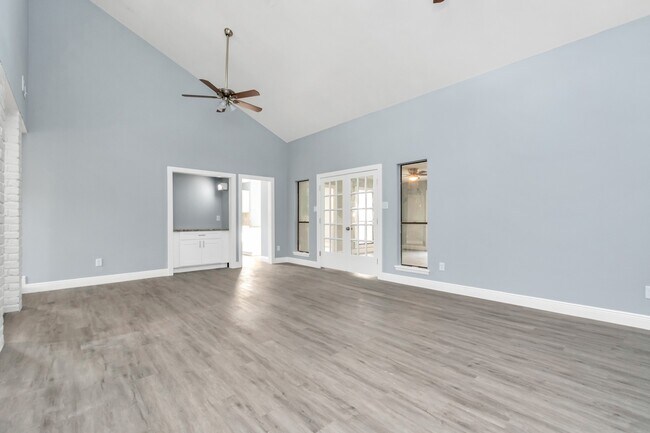 Photo - 3514 Summit Ln