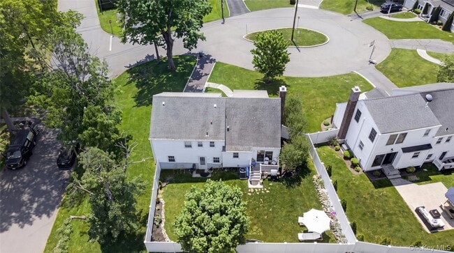 Photo - 2 Brower Pl