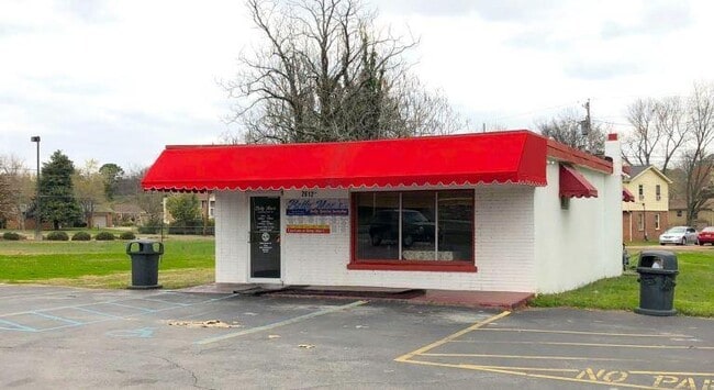 Building Photo - 2612 Jordan Ln NW