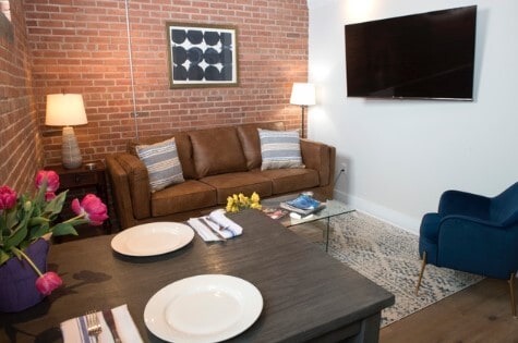 The Merchant Suites at 114 North Loudoun