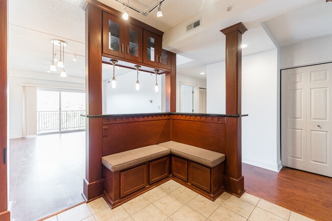 Photo - 125 Lakeview Dr Unit 506