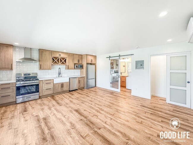 Photo - 731-731 Reef Dr