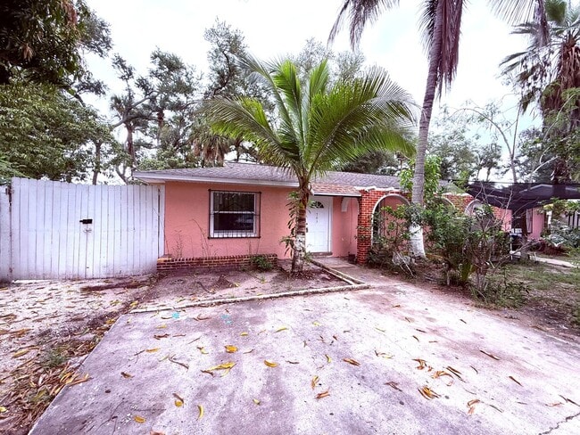 Building Photo - 703 56th Ave E Unit 703 56th Ave E