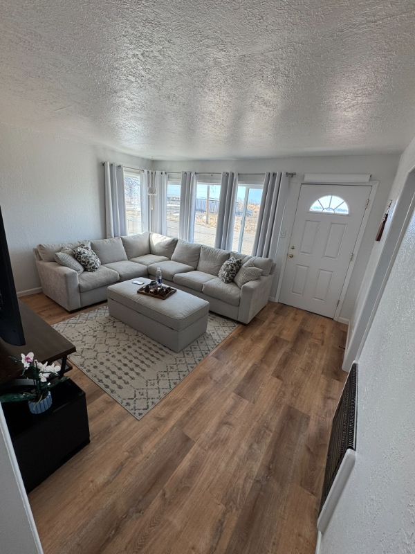 Photo - 808 N J St