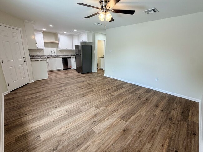 Photo - Brand new 2BR/2BA Duplex in Lake Charles!! Unit B1