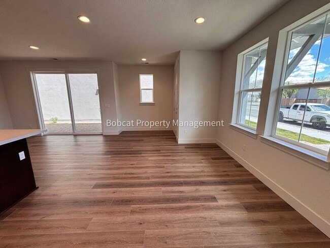 Photo - 1150 Little Ln