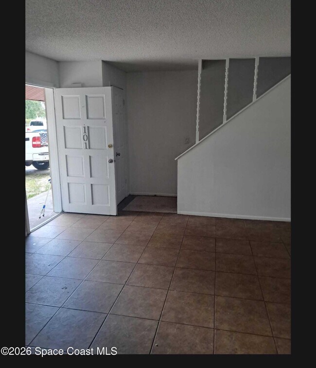 Photo - 101 Woodland Dr