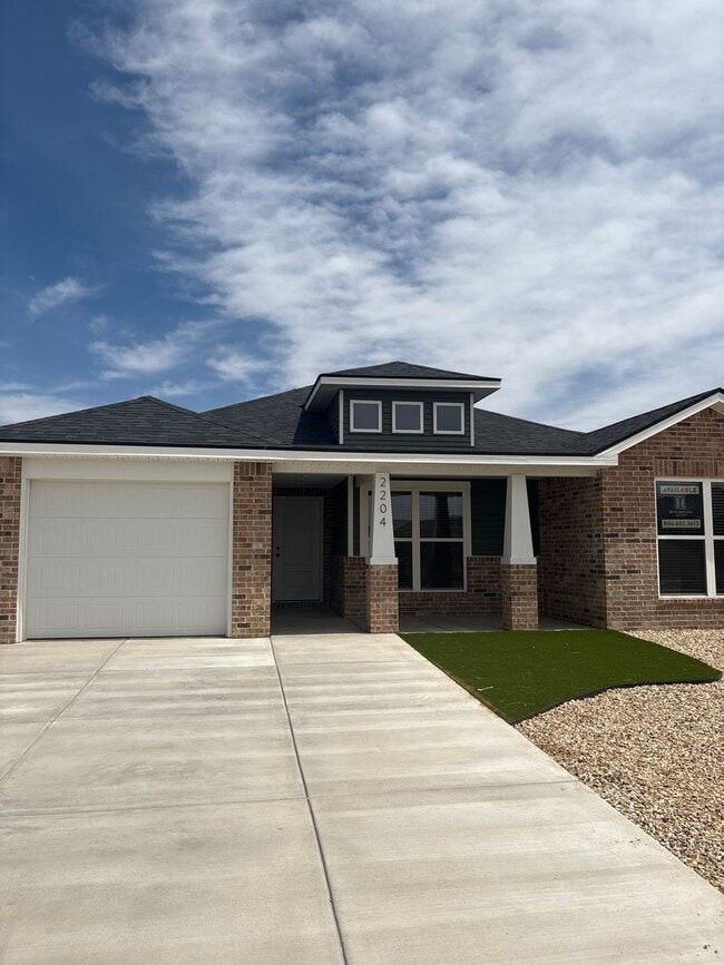 Building Photo - Charming New Build in Harvest – Pre-Leasing for June!