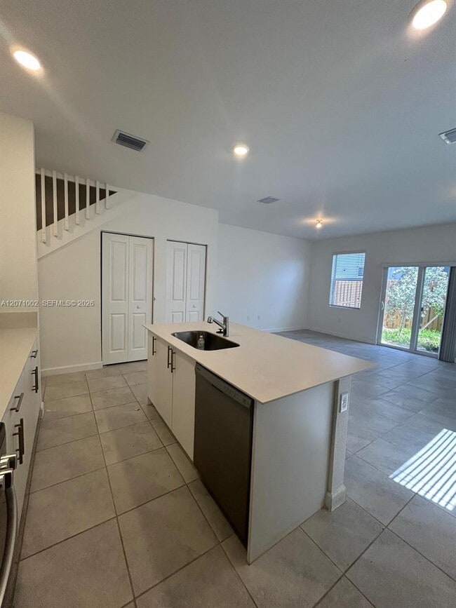 Photo - 1161 SE 1st Ave