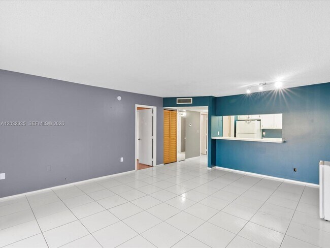 Photo - 4172 Inverrary Dr Unit 306