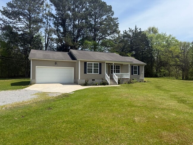 Building Photo - Newly Renovated 3-bedroom, 2 Bath Home with 1 Acre Lot!