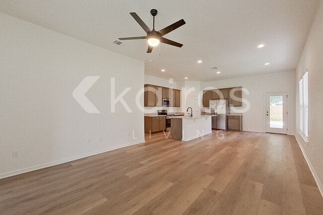 Photo - 204 Carencro St