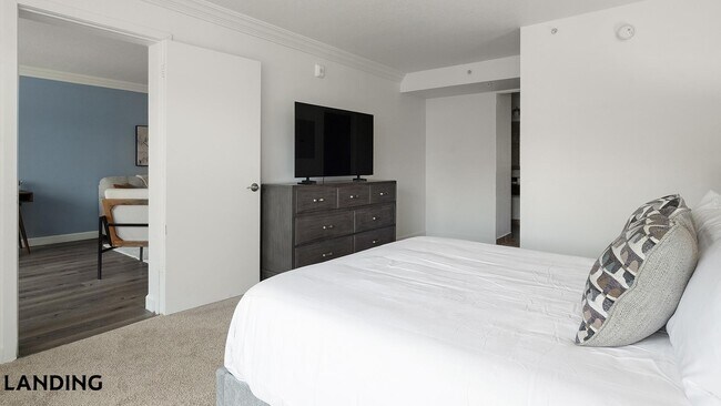 2851 Maingate Village Cir Unit 6-208