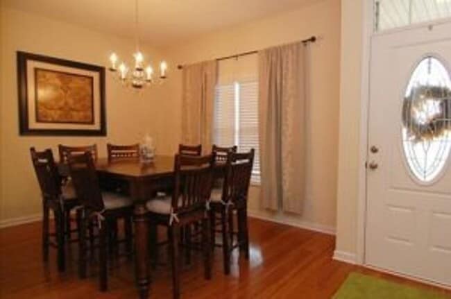 Photo - Welcome to Wellesley