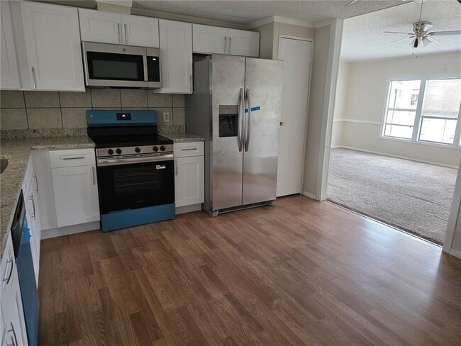 Photo - 9919 Scepter Ave