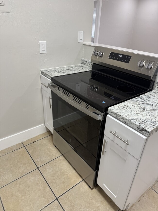 Photo - 1331 Holly Heights Dr Unit 1
