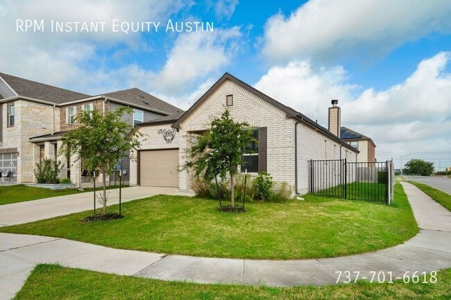 Building Photo - 6300 Carriage Pines Dr