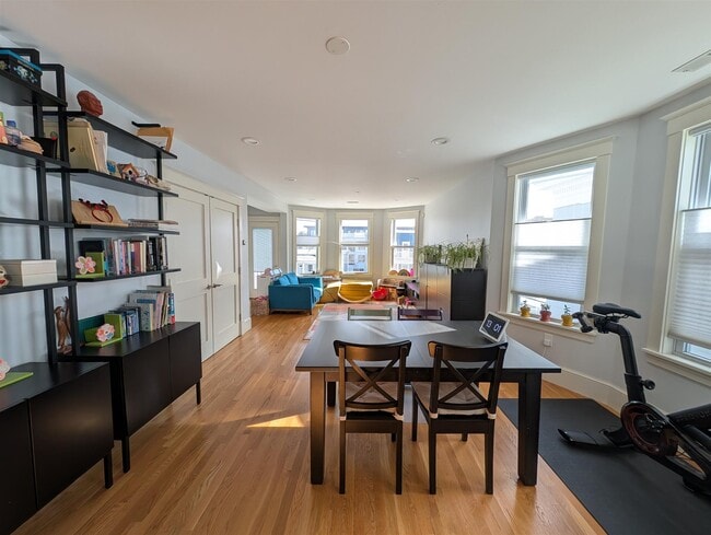 Photo - 29 Cameron Ave Unit 2