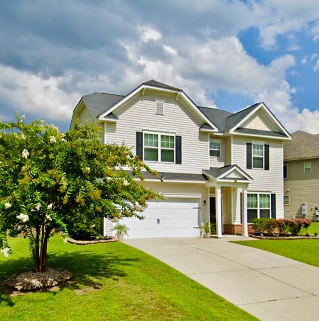 Photo - Wonderful Three Bedroom Home in Northeast Columbia!