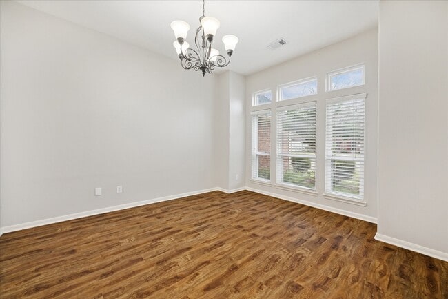 Photo - 11009 Collingswood Dr