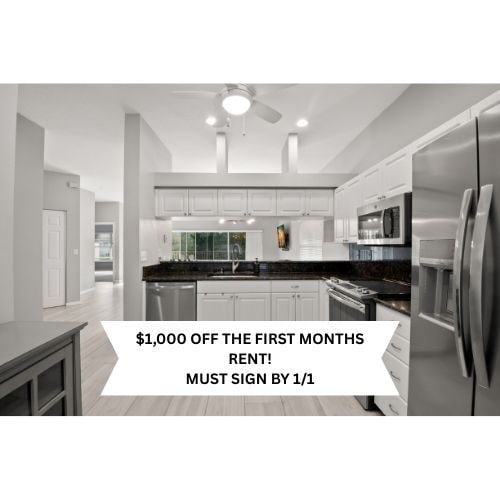 Building Photo - "Spacious 3-Bed, 2-Bath Condo Retreat in Vibrant Saint Petersburg – 1,445 Sq Ft of Comfort!" Unit 16E