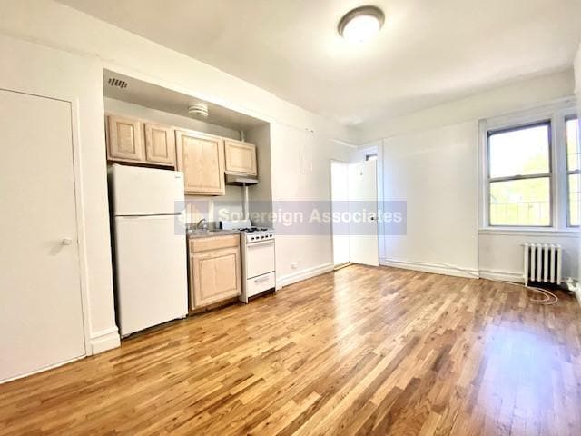 Photo - 936 West End Ave Unit F11