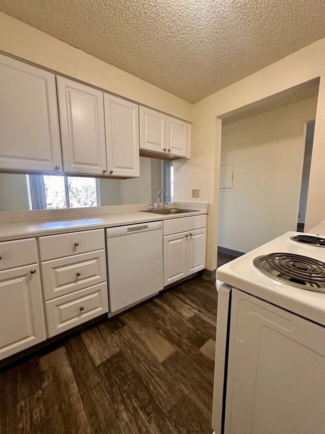 Photo - Terrace View Apartments