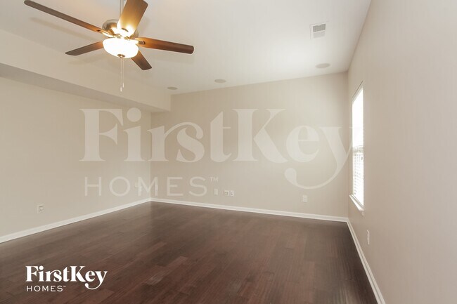 Photo - 124 Alborn Dr