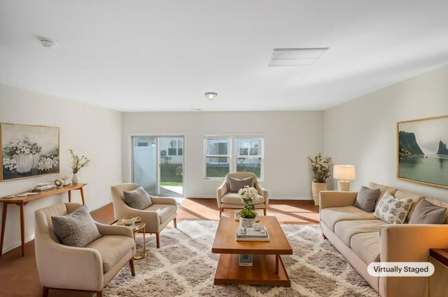 Room in Townhome on Keystone Park Dr - Room in Townhome on Keystone Park Dr