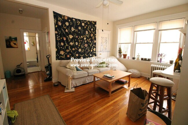 Photo - 229 Kelton St Unit 8P