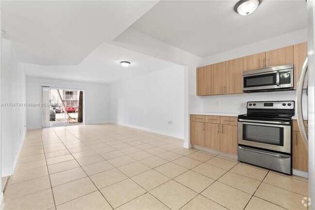Building Photo - 2660 W 76th St Unit 106 Rental