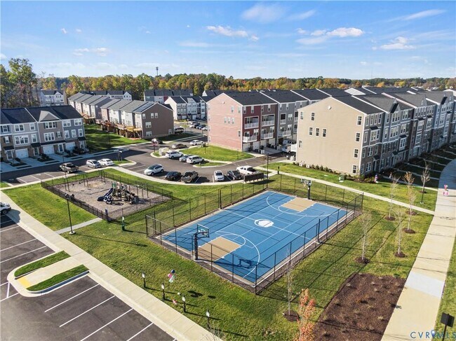 Photo - 809 Birchwood Hl Pl