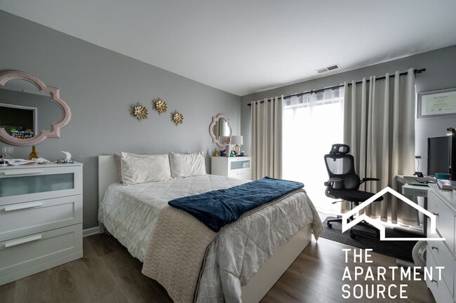 Photo - 2300 N Harlem Ave Unit 801