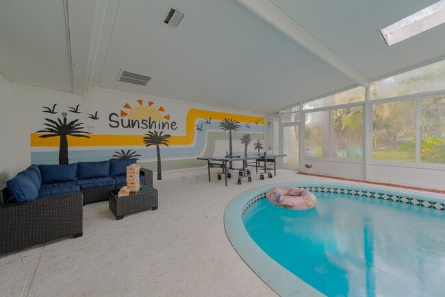 Photo - 1775 Harbor Rd