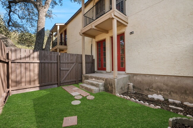 Photo - 8702 Village Dr