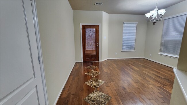 Photo - 26939 Glacier Creek Dr
