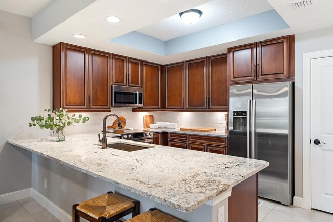 Photo - 814 Bay Colony Dr S