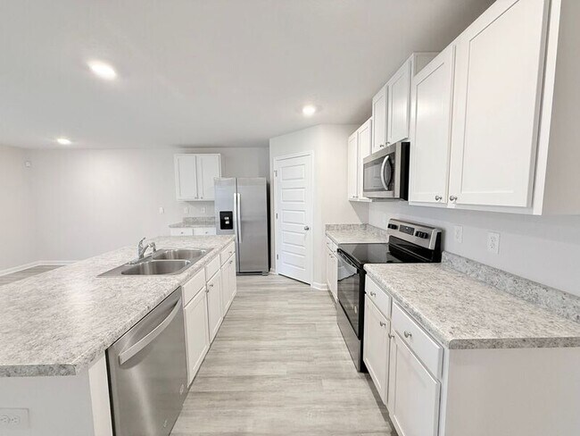 Photo - 4384 Winged Elm Ct