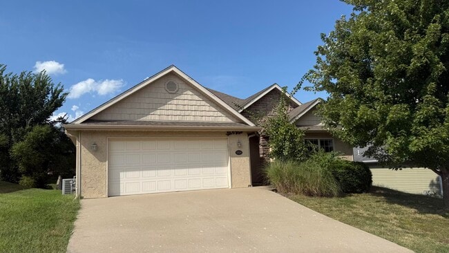 Building Photo - 5109 Lake Trout Ct Rental