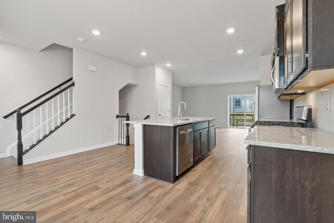 Photo - 5225 Manor Park Dr