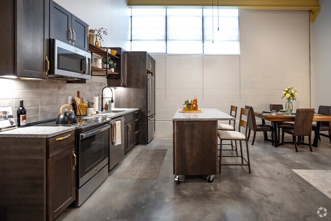 Photo - Vintage Flats