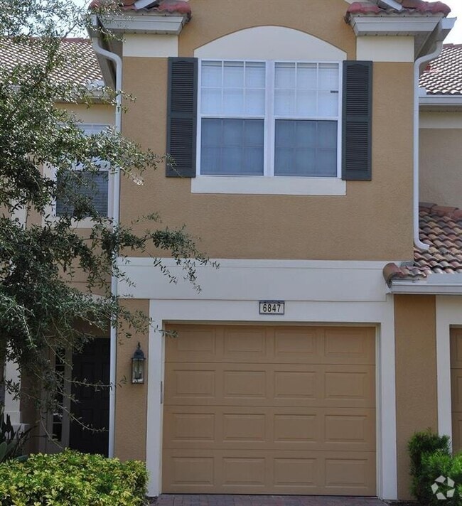 Building Photo - 6847 Hochad Dr Rental