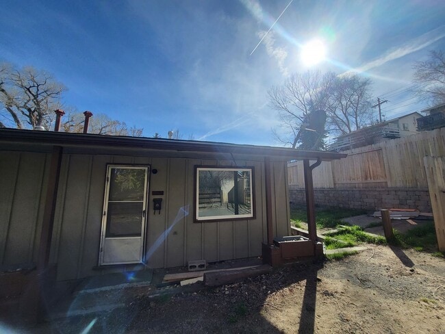 Photo - MIN0612>** Unit MIN0614 1/2