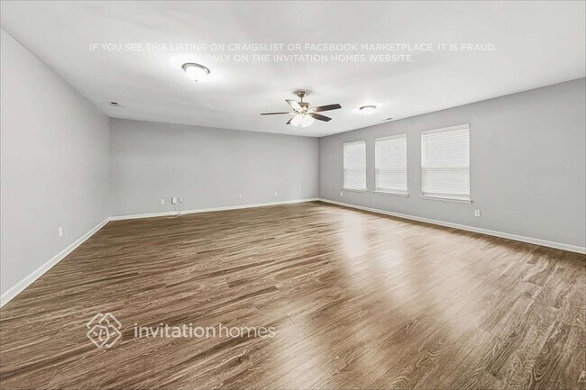Photo - 4821 Marathon Ln